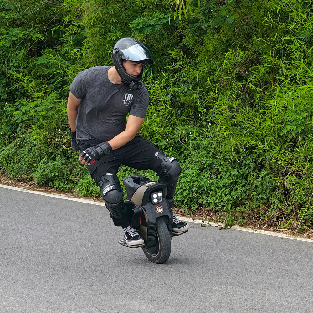 INMOTION V12S - Image 15
